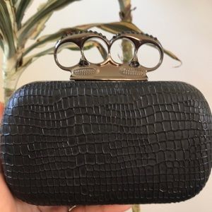 Black Gothic Clutch💀